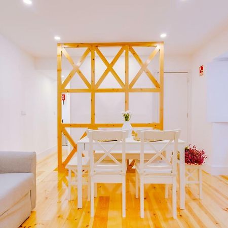 Casa Dos Doutores, A Cozy Apartment In Lisbona Esterno foto