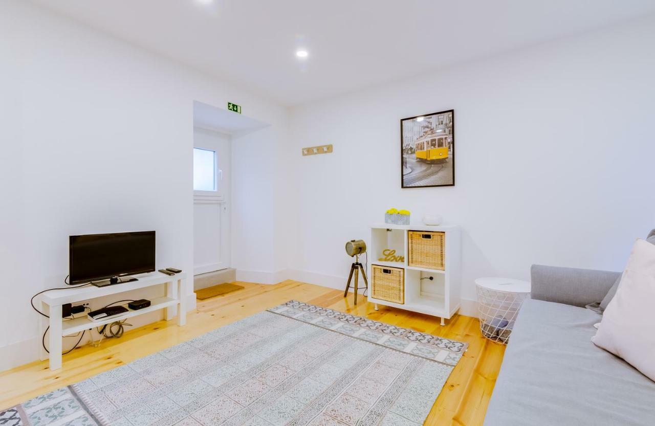 Casa Dos Doutores, A Cozy Apartment In Lisbona Esterno foto