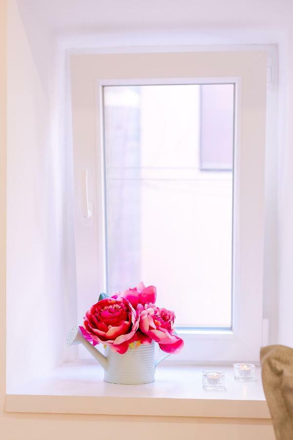 Casa Dos Doutores, A Cozy Apartment In Lisbona Esterno foto