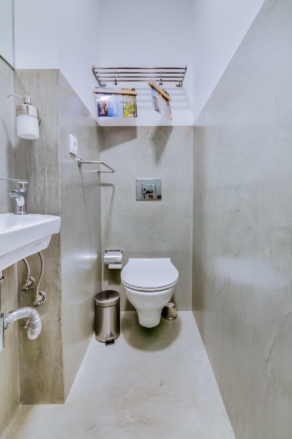 Casa Dos Doutores, A Cozy Apartment In Lisbona Esterno foto